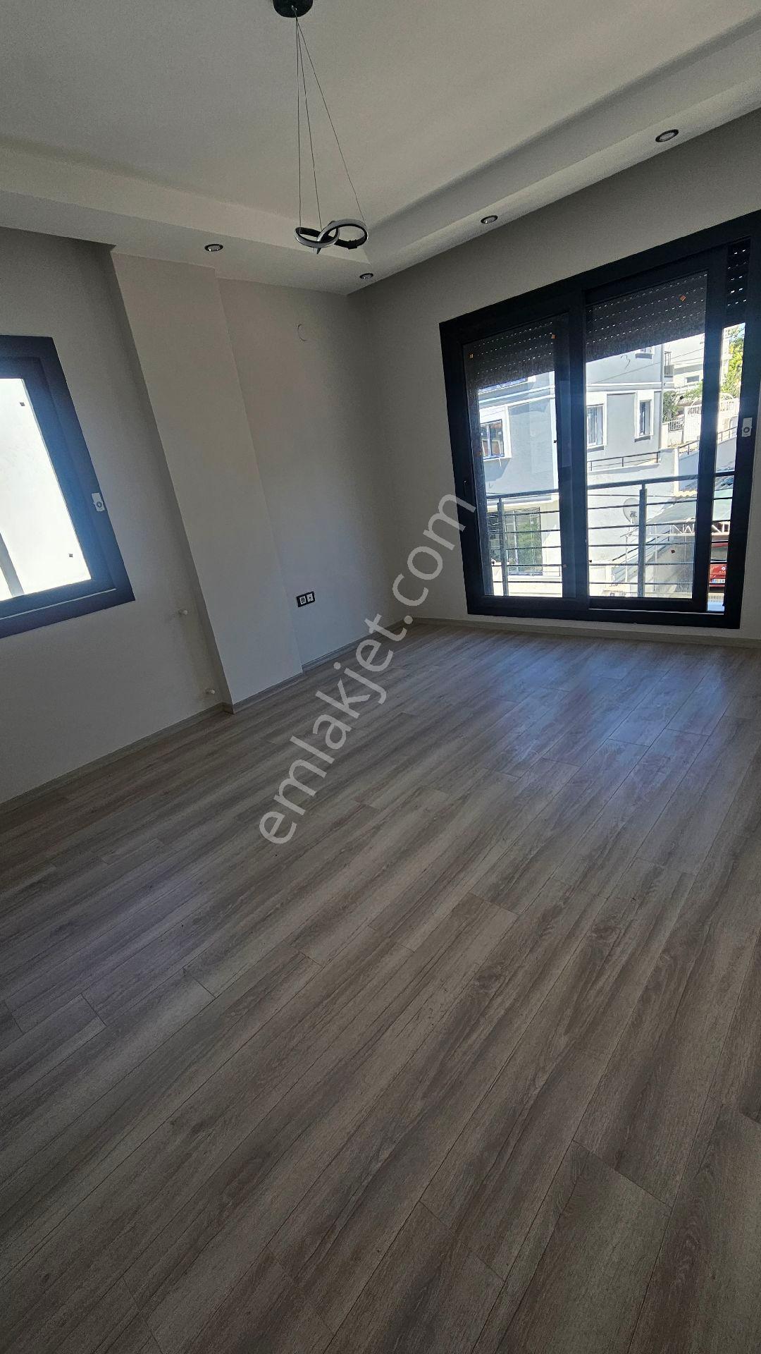 Didim'de Denize 200 Metre Mesafede Sıfır 4+1 Villa - Görsel 10