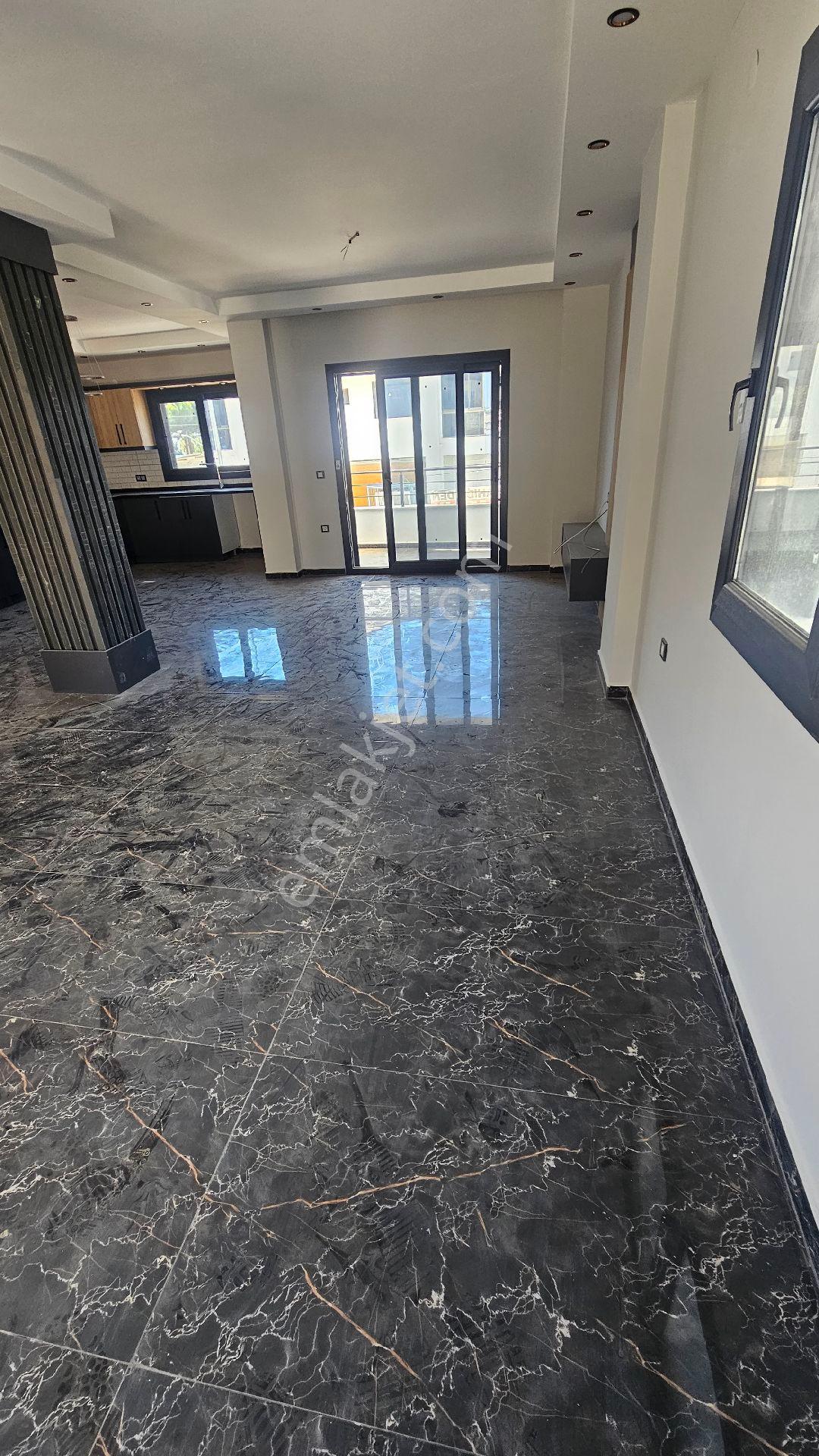 Didim'de Denize 200 Metre Mesafede Sıfır 4+1 Villa - Görsel 5