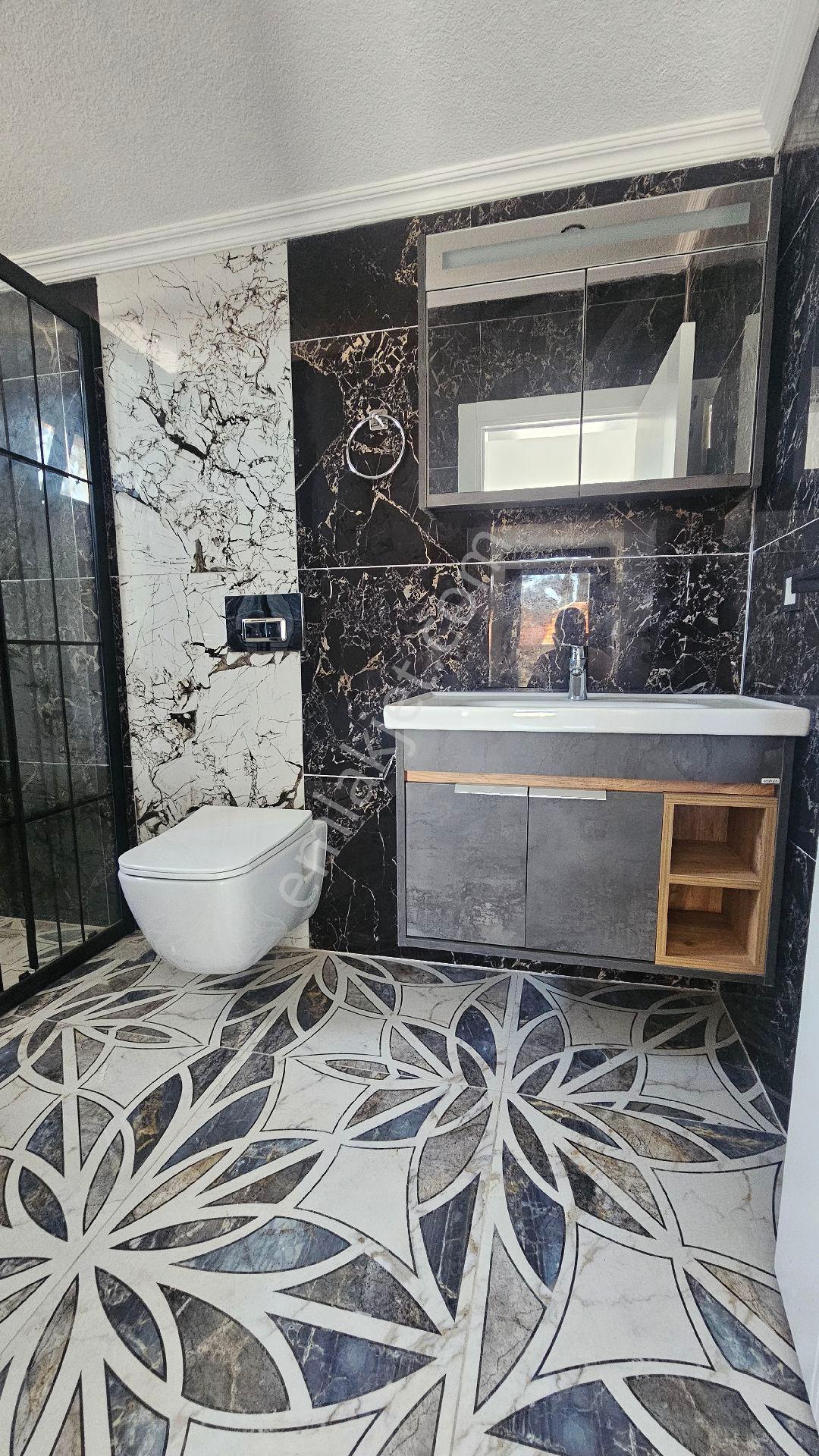 Didim'de Denize 200 Metre Mesafede Sıfır 4+1 Villa - Görsel 18