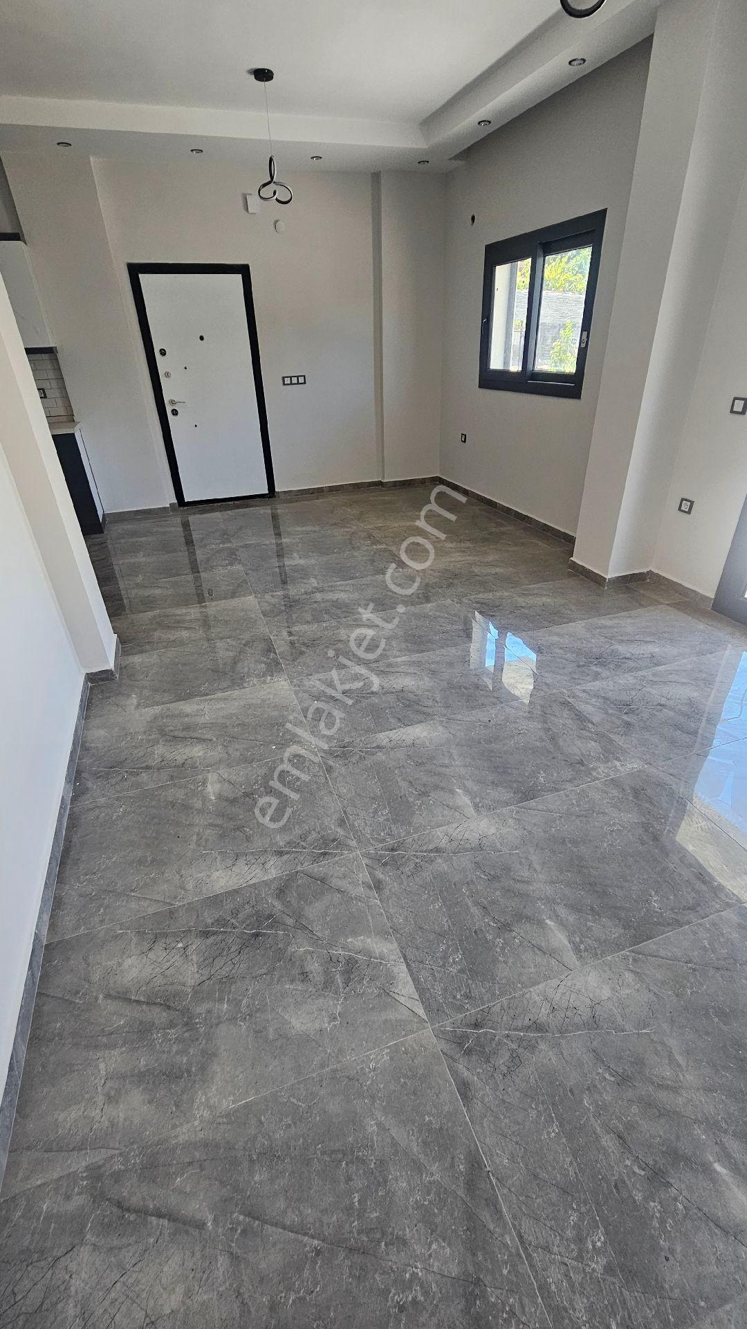 Didim'de Denize 200 Metre Mesafede Sıfır 4+1 Villa - Görsel 27