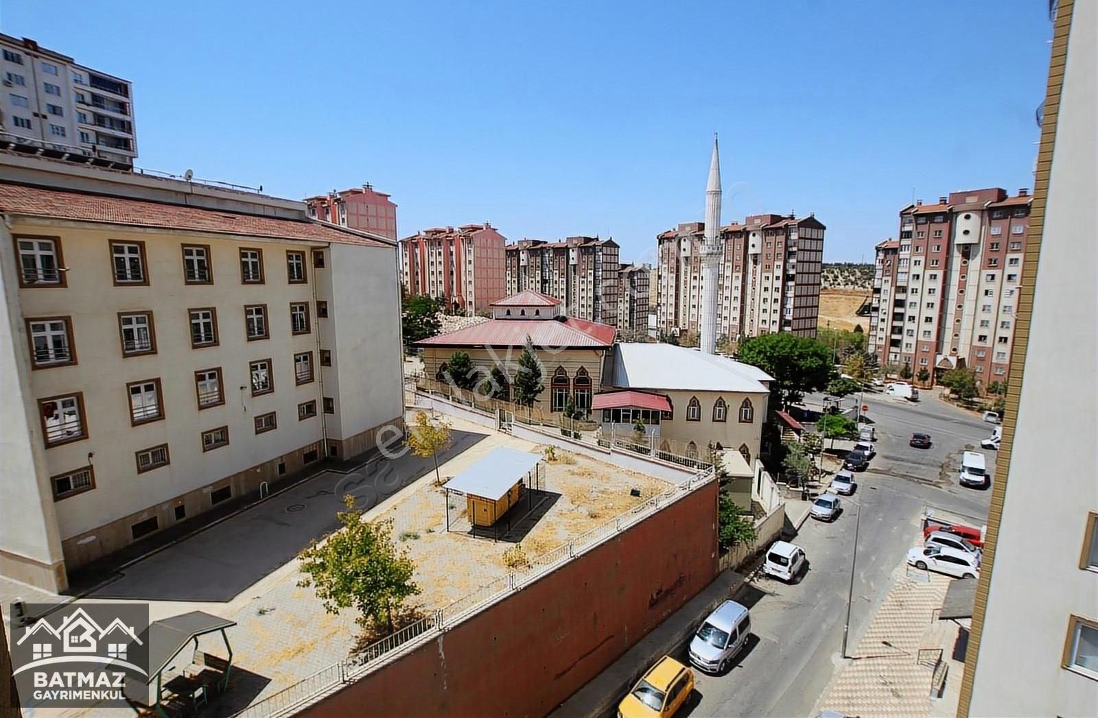Seyrantepe'de Kiralık (2+1) Daire
