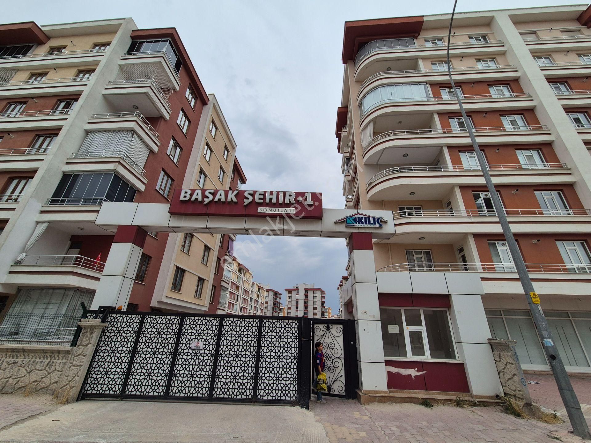 💫 İşyapardan Site İçi Başak Caddesi Yakını Ara Kat Geniş 3+1 Daire 🔥