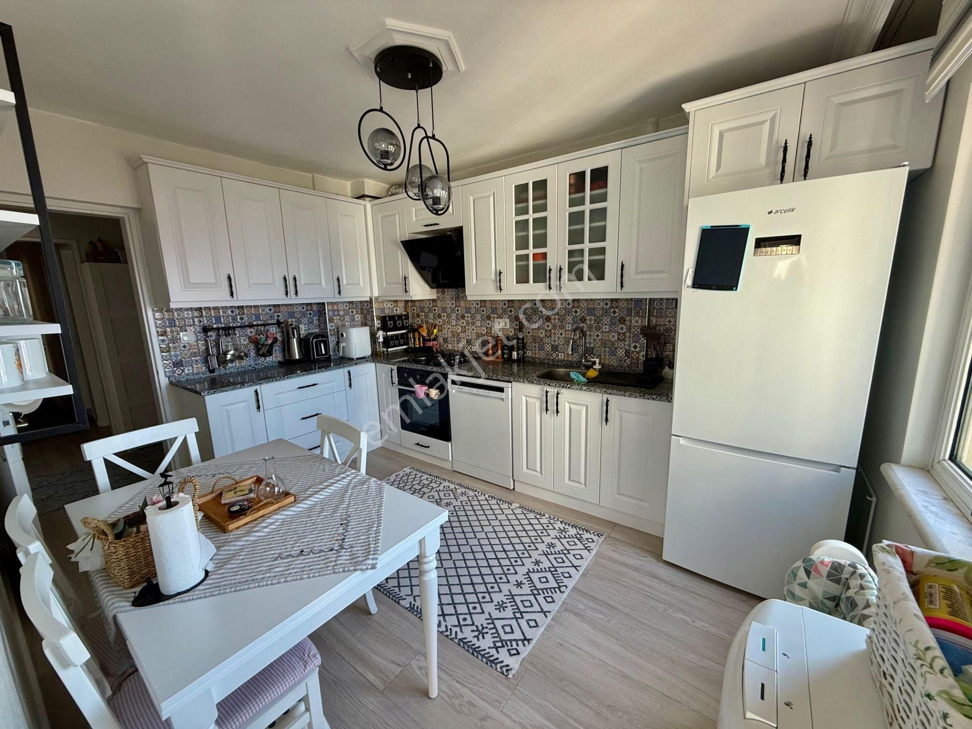 75.yıl Mahallesi Görkent Sitesi Full Deniz Manzaralı 3+1 Satılık - Görsel 8