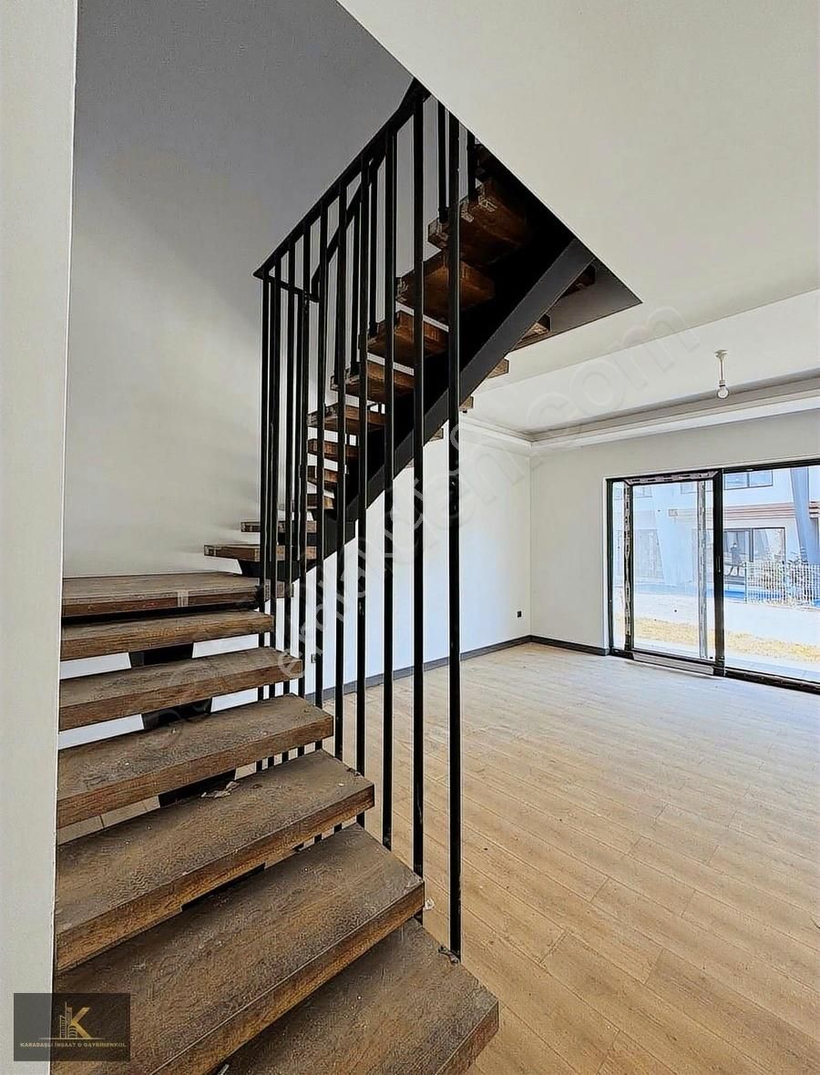 Site İçerisinde Satılık 2+1 Dublex Sıfır Villa! - Görsel 2