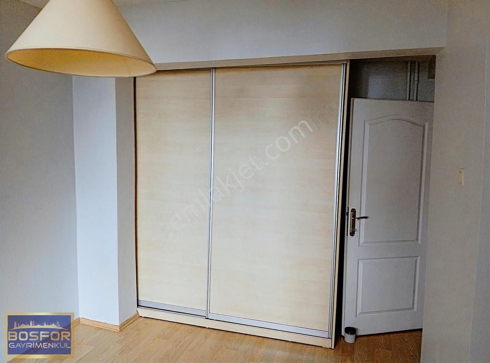 Acıbadem Kiralık 2+1-kısmi Eşyalı-geniş Balkon-akasya Avm Yanı