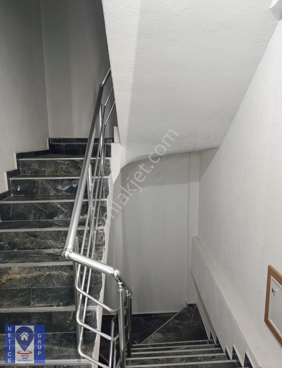 Gazcılar Sakarya Mahallesinde Satılık 2+1 Daire - Görsel 3