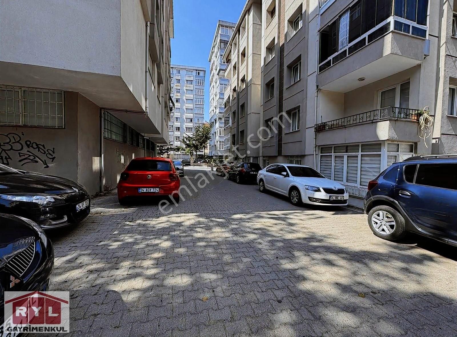 Ümraniye Atatürk Mah Kiralık Eşyalı 3+1 Daire