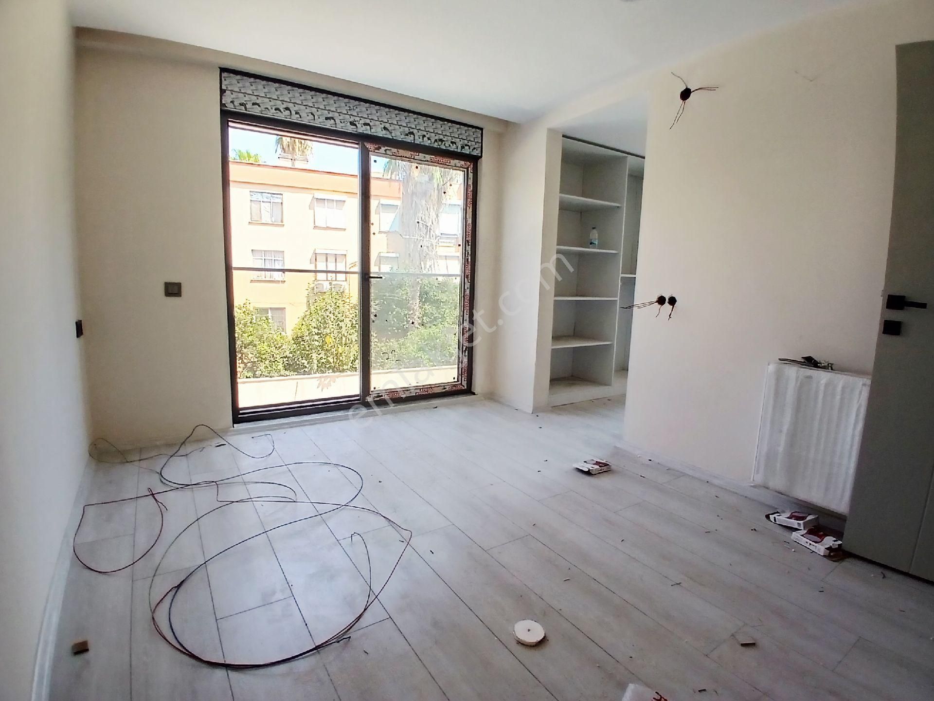 Denıze Yakın Sıfır Lux Bınada Ara Katta 3+1 Dogalgazlı Kalıtelı Daıre