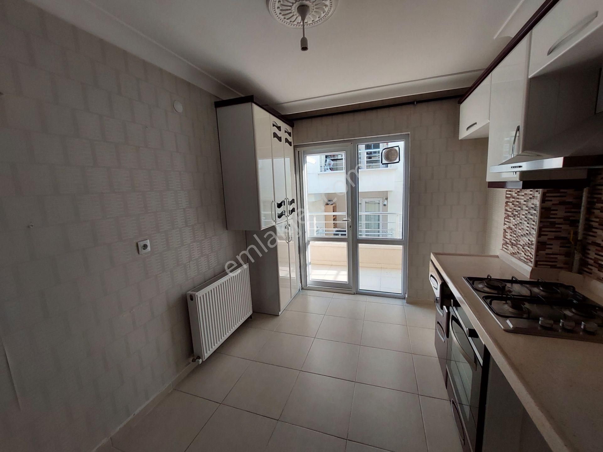 Etimesgut İstasyon Mah De Teras Asansörlü Kiralık 3+1 Daire - Görsel 11