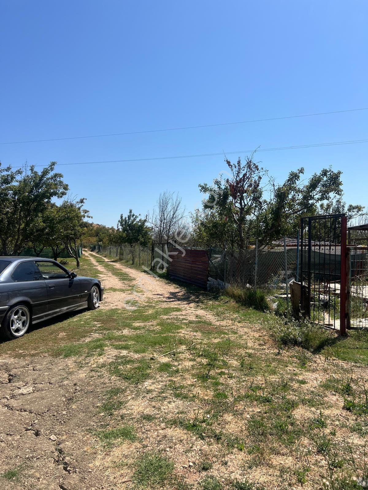 Marmaracık Köyünde Konteynırı İçinde 240 M2 Hobi Bahçesi - Görsel 5