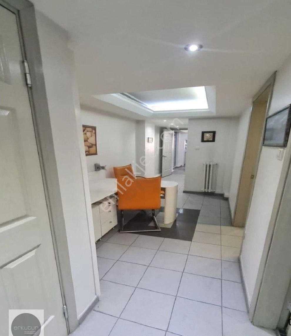 Erkutun'dan, Halaskargazi Cd. Üstü 1.kat, Muayenehaneye De Uygun Satılık Daire - Görsel 9