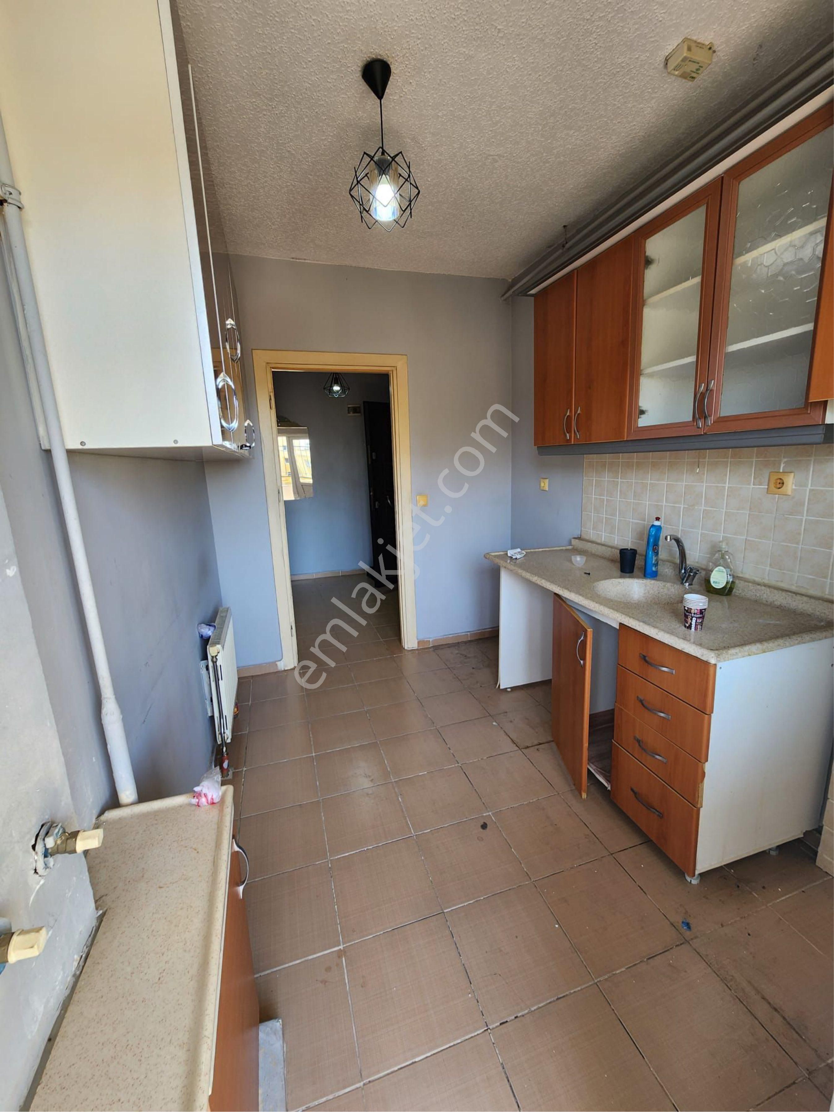 Yeşiloba Toki Konutlarında K.mutfak 2+1 Kiralık Daire
