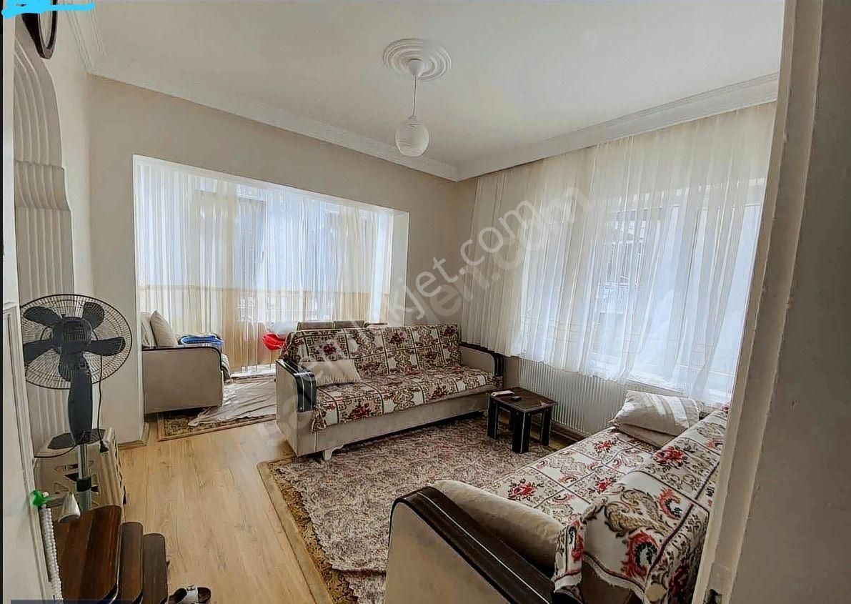 Tezcan Emlaktan Cumhuriyet Mah Geniş 3+1 Daire - Görsel 5