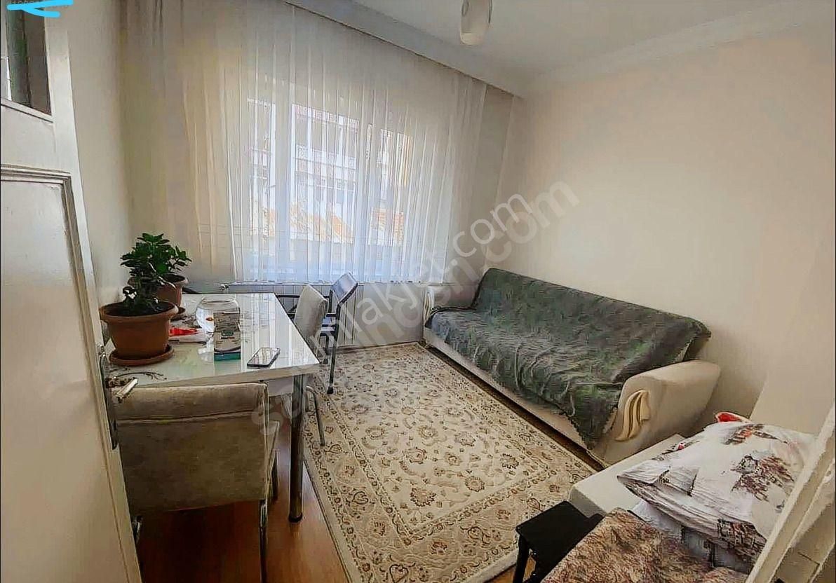 Tezcan Emlaktan Cumhuriyet Mah Geniş 3+1 Daire - Görsel 13