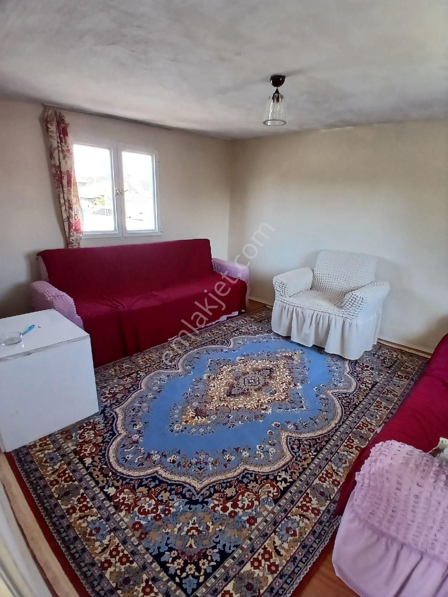 İzmir Torbalı Güllüce Köyünde 2+1 2katlı Ev Satılık - Görsel 8