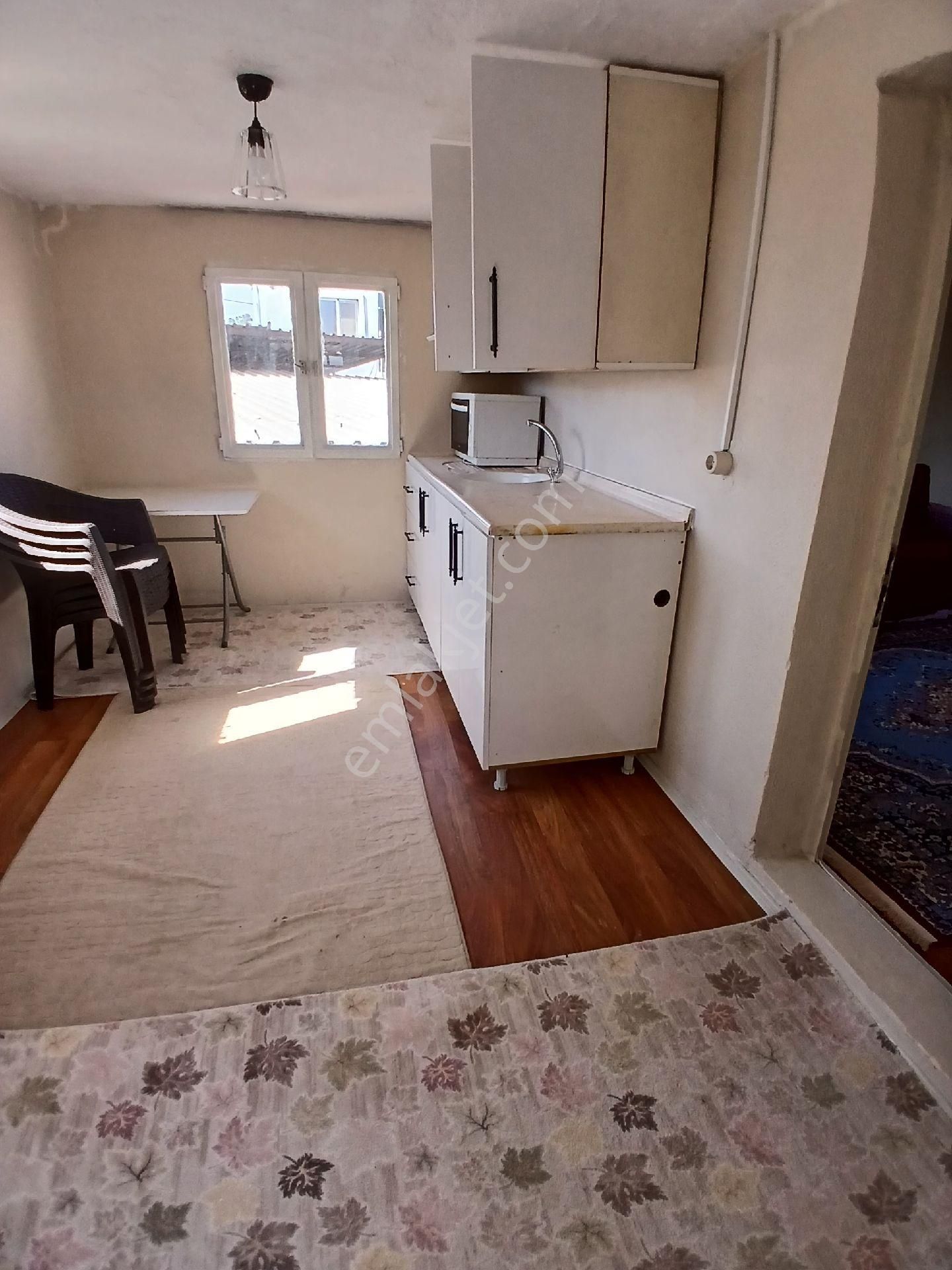 İzmir Torbalı Güllüce Köyünde 2+1 2katlı Ev Satılık - Görsel 10