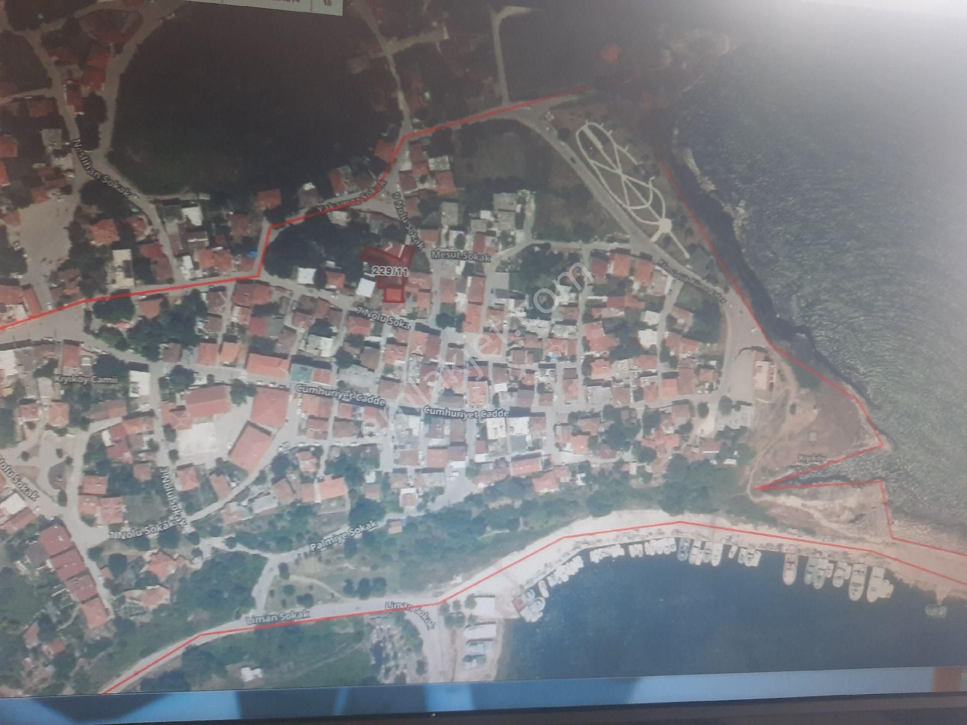 Kırklareli Vize Kıyıköyde Satılık 600 M Arsa İçinde 2 Katlı Müstakil Ev