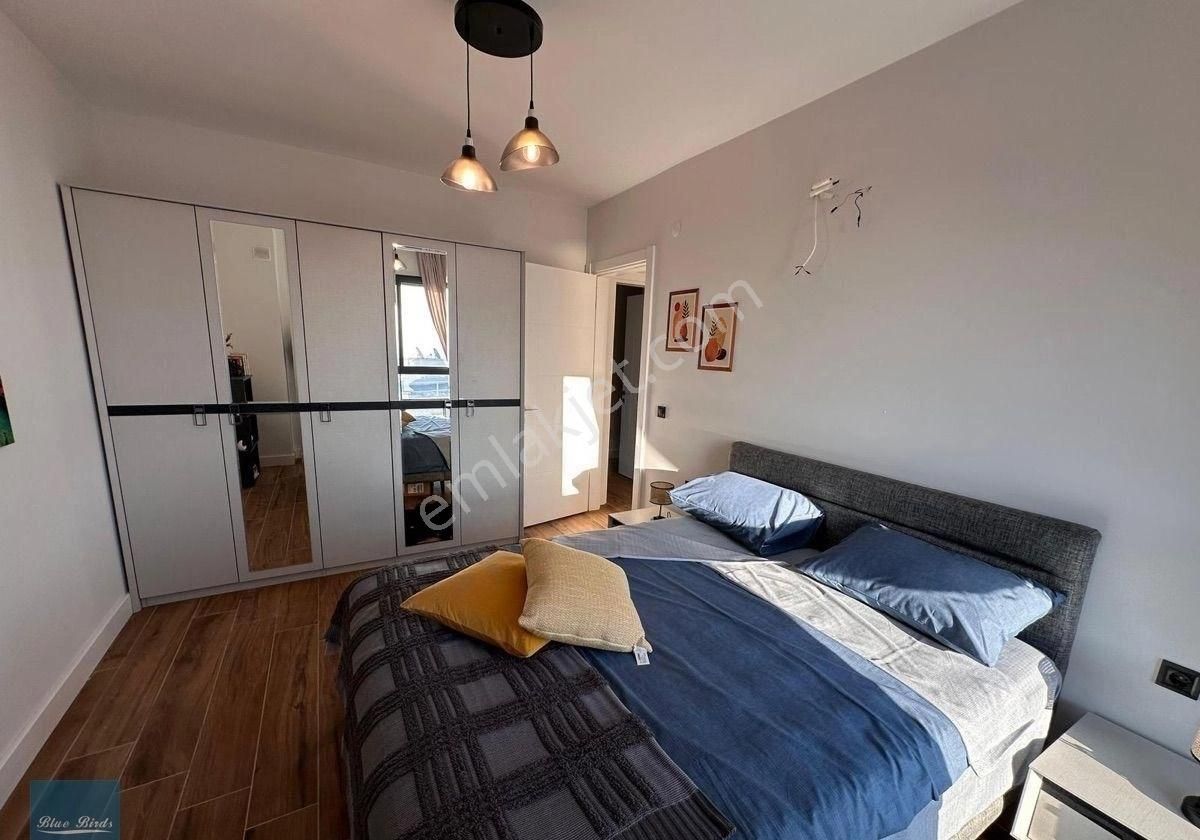 Kuşadası’nın En Prestijli Projesinde Eşsiz Manzaralı Full Eşyalı Lüks Daire - Görsel 18