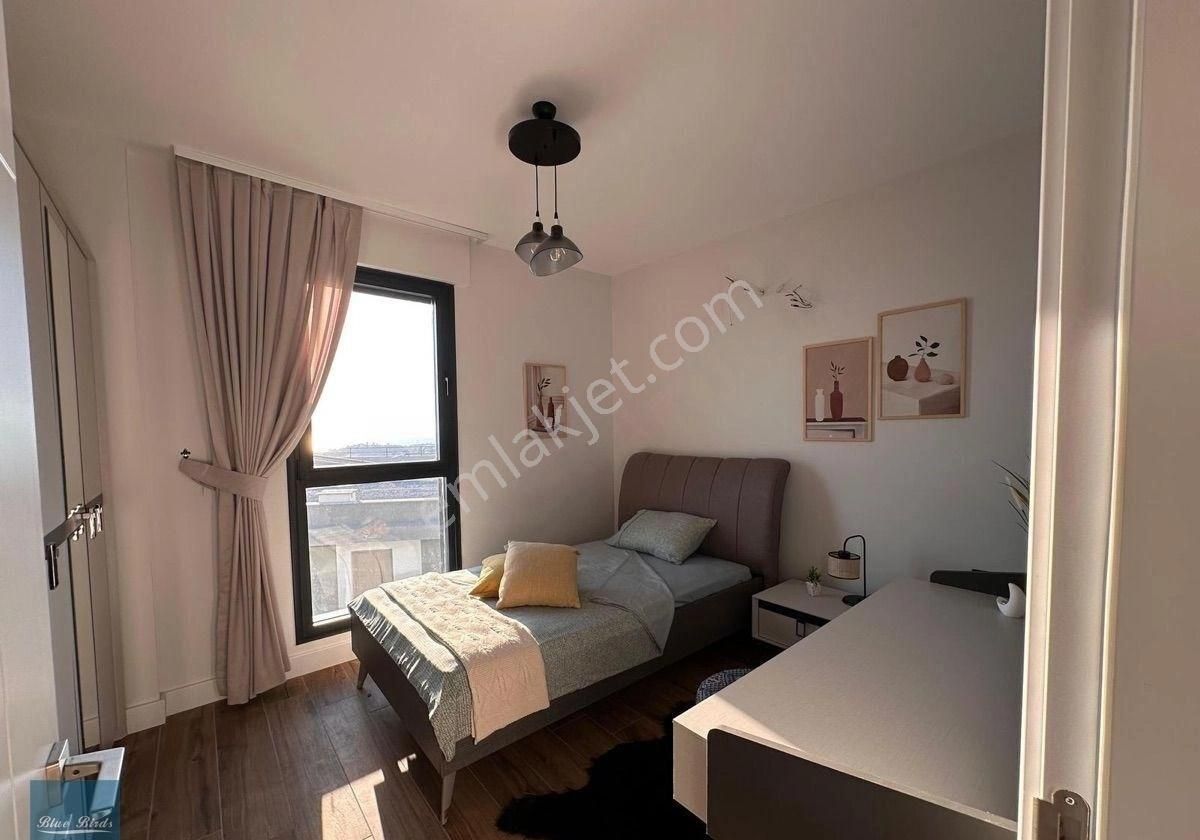 Kuşadası’nın En Prestijli Projesinde Eşsiz Manzaralı Full Eşyalı Lüks Daire - Görsel 10