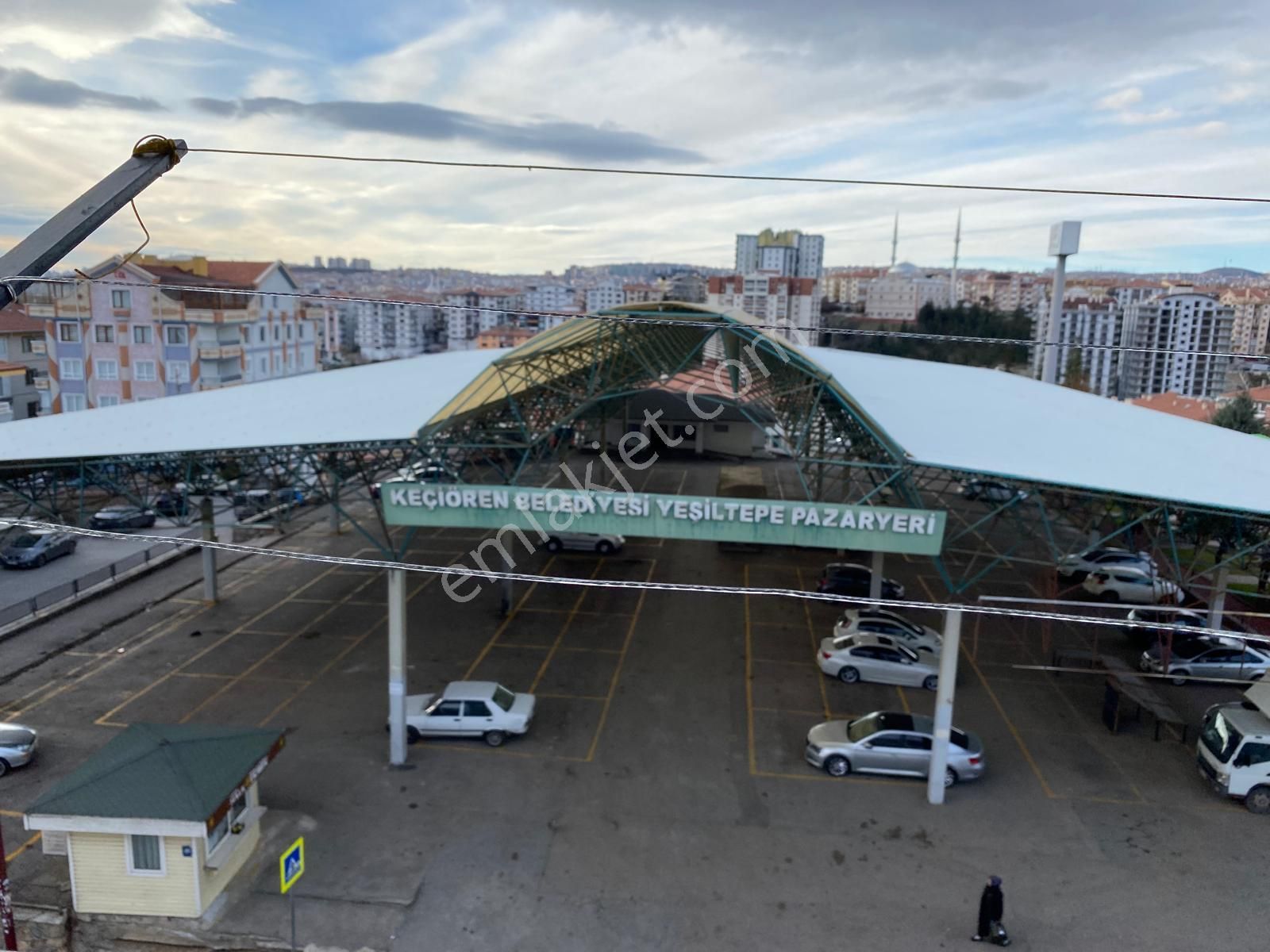 Kiralık*3+1*daire*çaldıran Mah*cadde Üzerin De*pazar*okul*marketler*yanın Da*