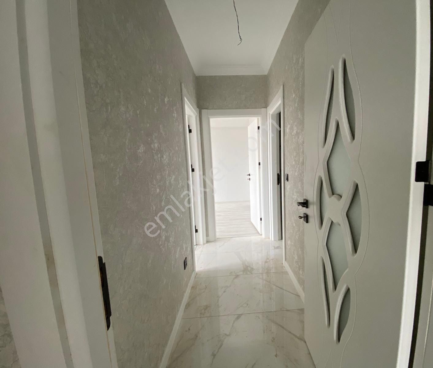 Hakan Karakuş Dan Beyhekim Caddesı Yakını 3+1 Sıfır Daire...