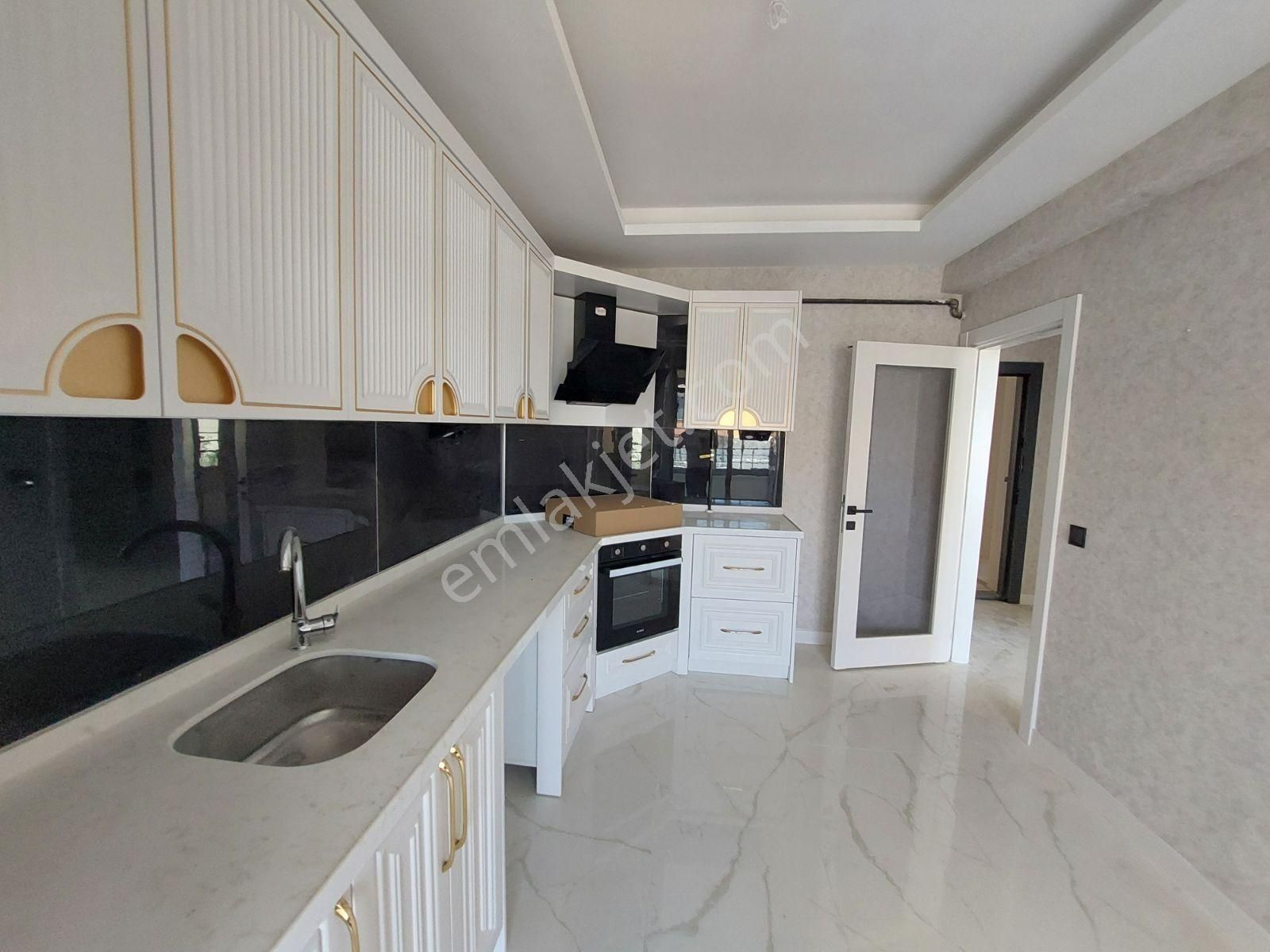 Hakan Karakuş Dan Nitelikli 3+1 Sıfır Kapalı Otoparklı Daire...