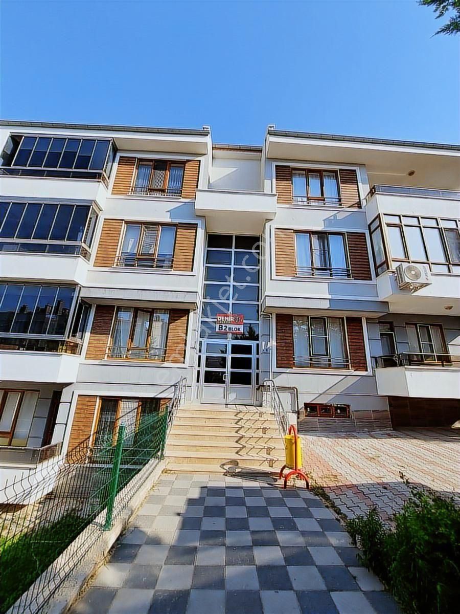 Hakan Karakuş Gayrimenkul Den Fırsat 3+1 A Plus Satılık Daire...