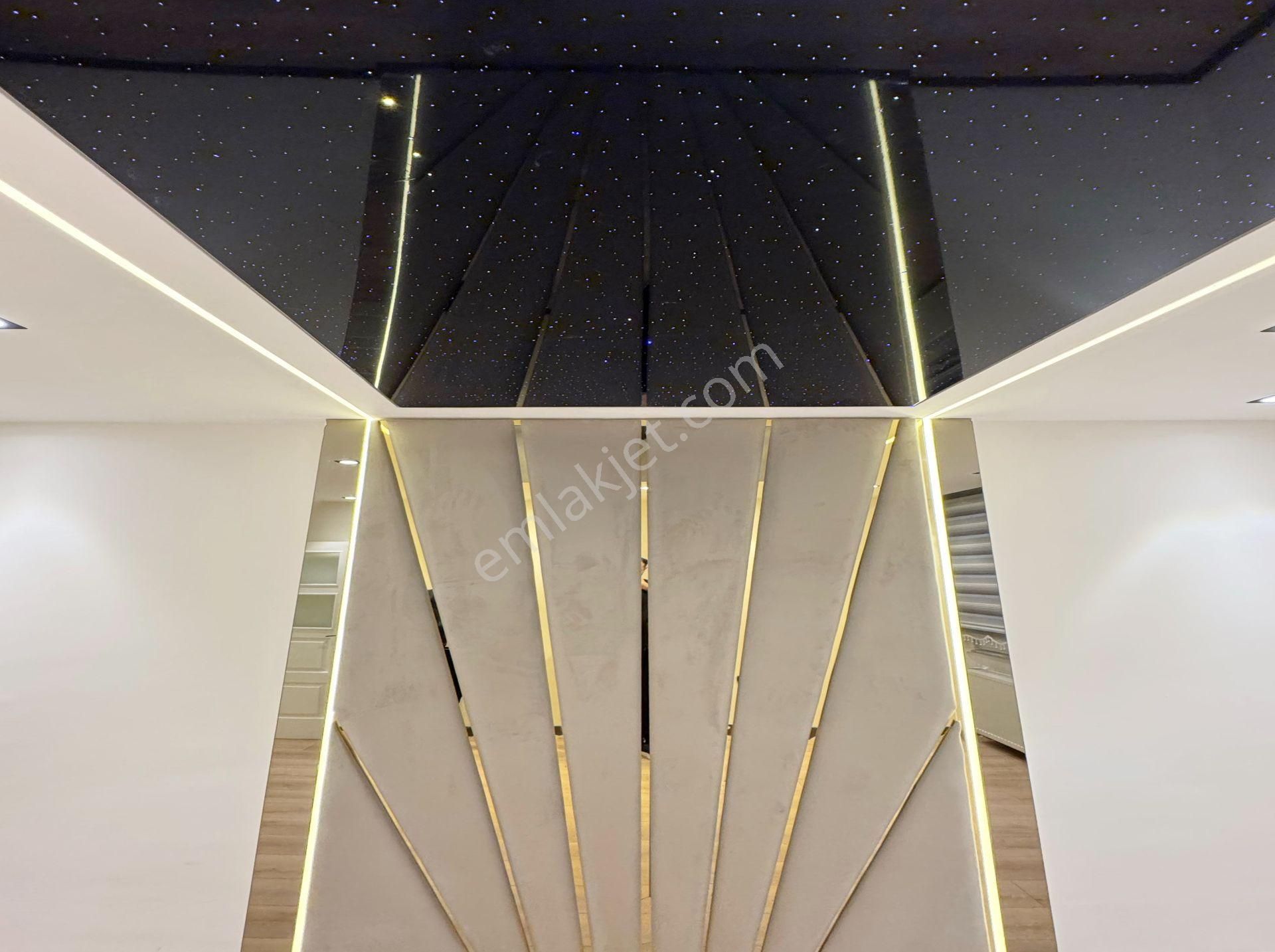 Beylikdüzü Vira Yapı'dan Cumhuriyet Meydanında Otoparklı Balkonlu 3+1 Vip Satılık Daire ! - Görsel 11