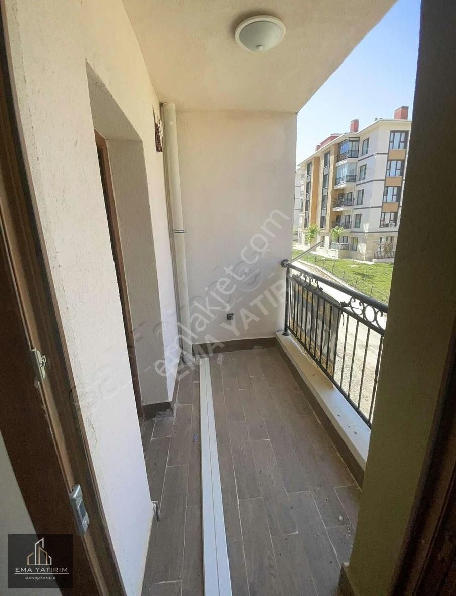 Yemişlik 4.etap Tokilerde Kiralık 2+1 Ara Kat Daire