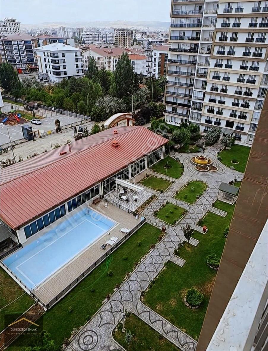 Site İçerisinde 3+1 Kiralık Daire