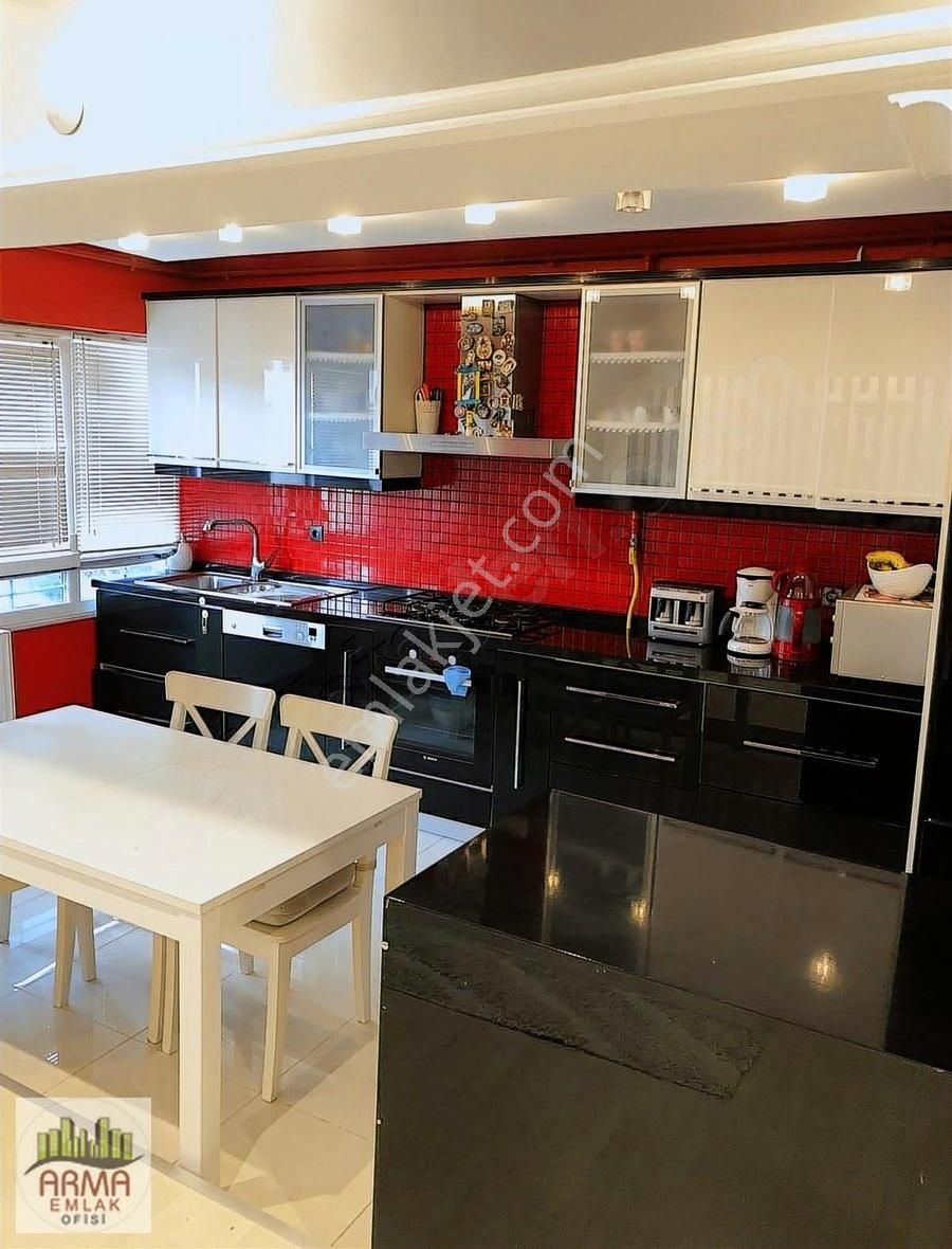 Salı Pazarı Ana Yola Cephe Satılık 3+1 Geniş Daire - Görsel 13