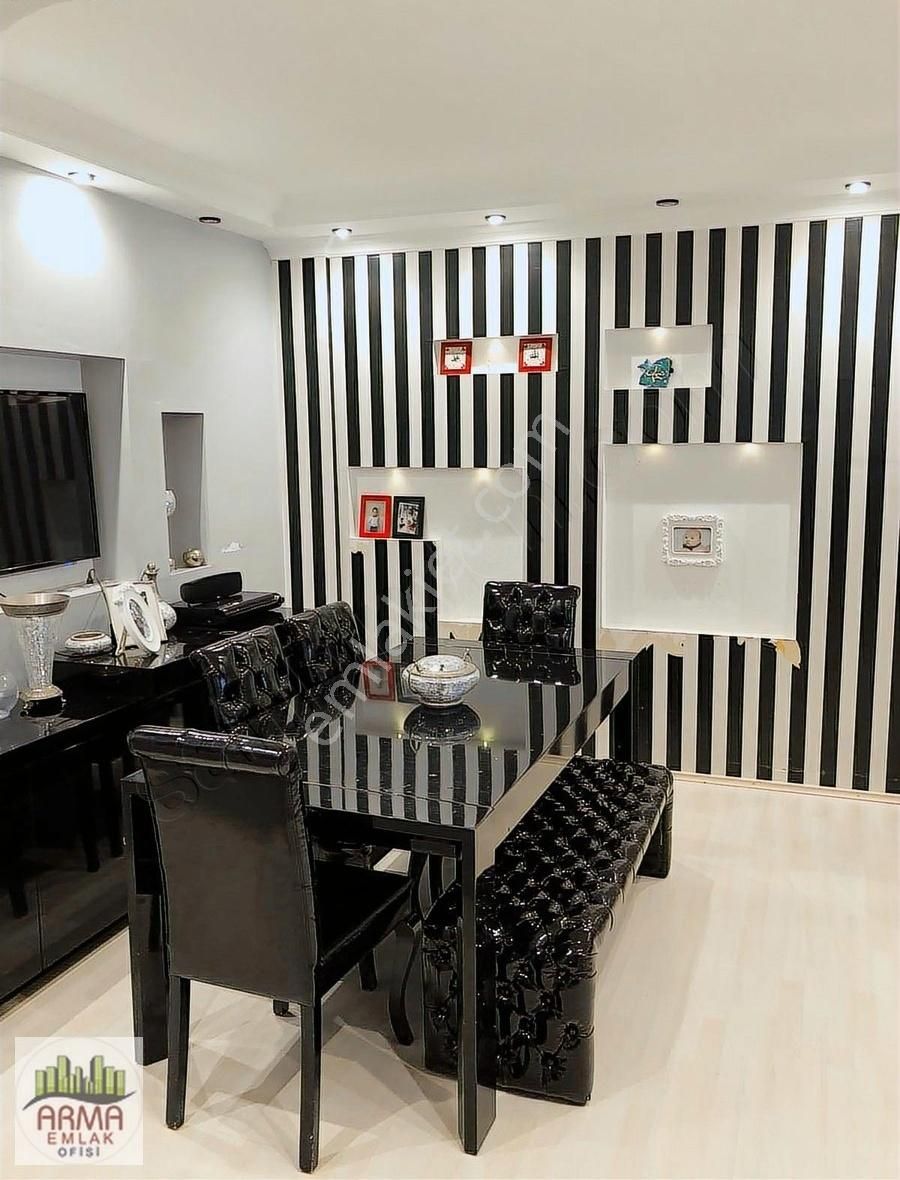 Salı Pazarı Ana Yola Cephe Satılık 3+1 Geniş Daire - Görsel 9