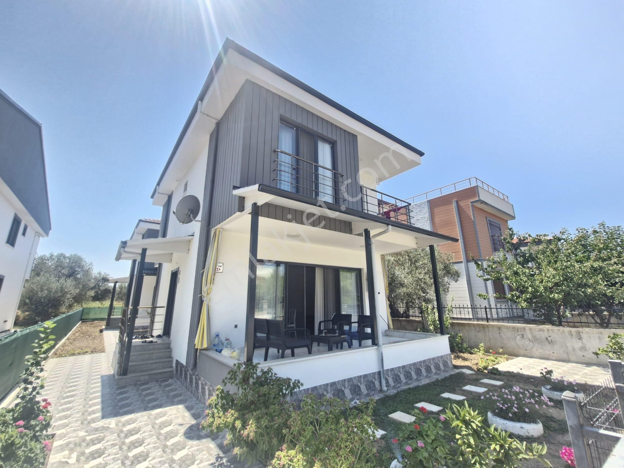 Gömeç Kısko Sahilinda Satılık 3+1 Villar