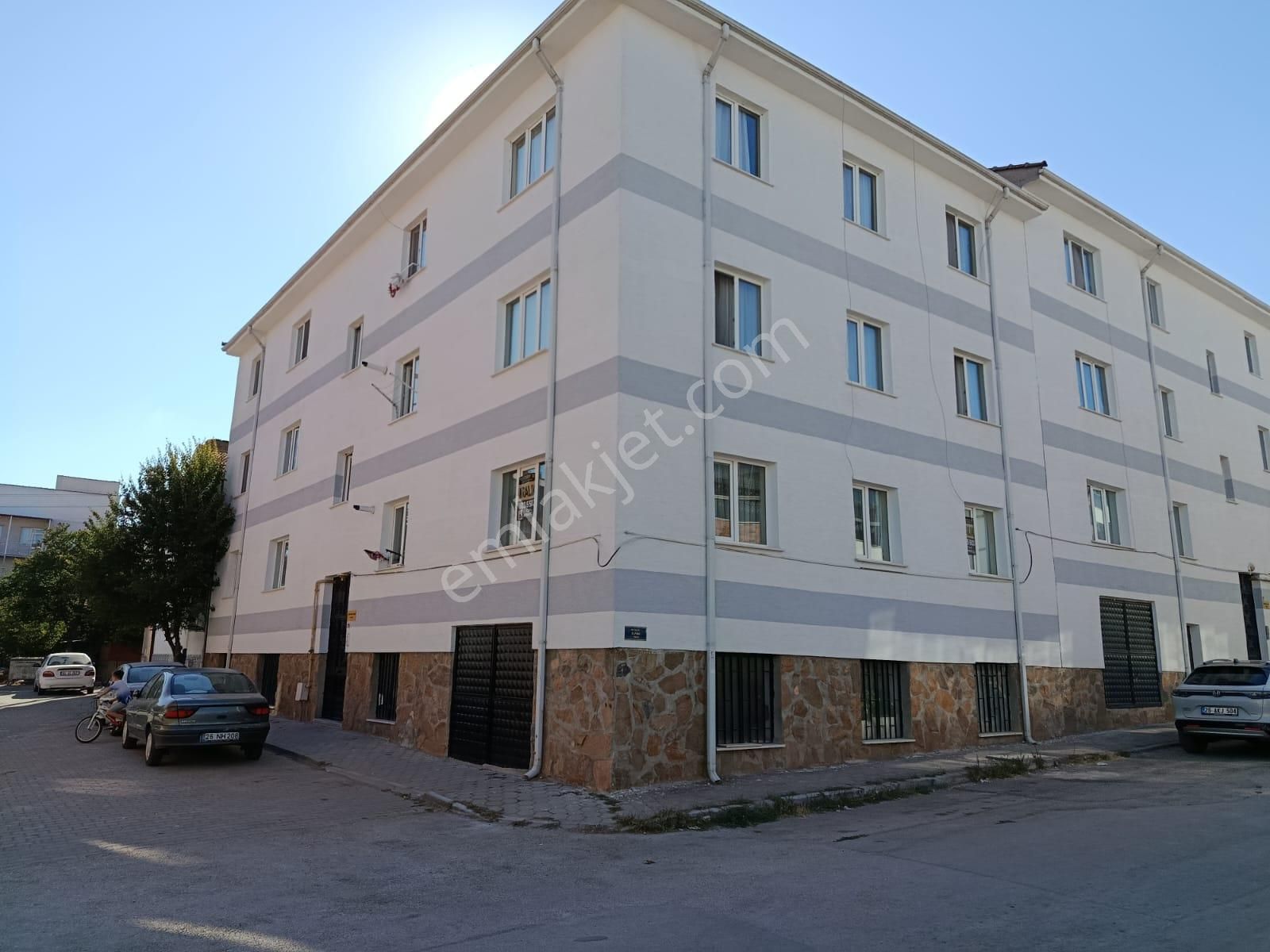 Century21 Vizyon'dan Şirintepe'de 3+1 Kiralık Eşyalı Daire