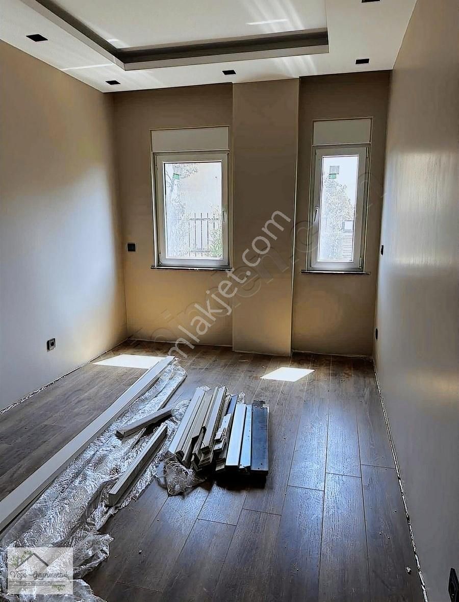 Büyükçekmece Güzelce Rose Garden Vilları Bahçeli Deniz Manzaralı - Görsel 4