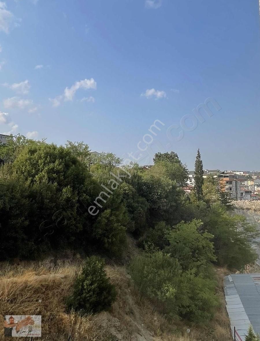 Bilecik Merkez Cemre Yaşam Evlerinde 148 M2 Kiralık 2+1 Daire