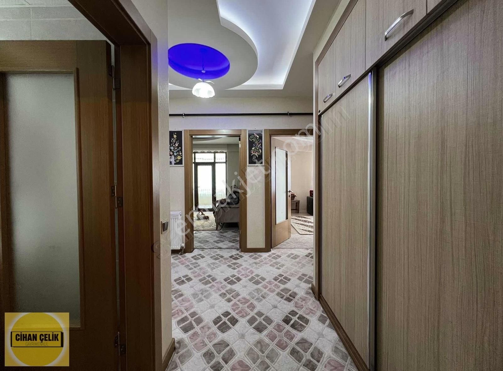 Buhara Mah. Belinay Sitesin'de 185m2 Geniş 3+1 Fırsat Daire