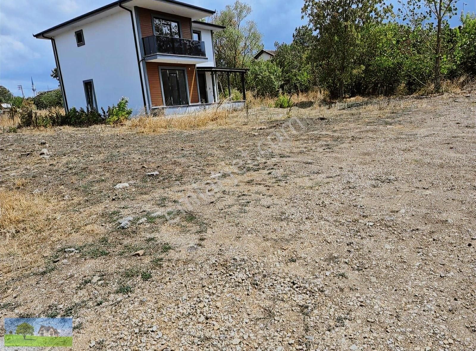Başiskele Rahmiyede 527 M² Uygun Fiyata Arsa