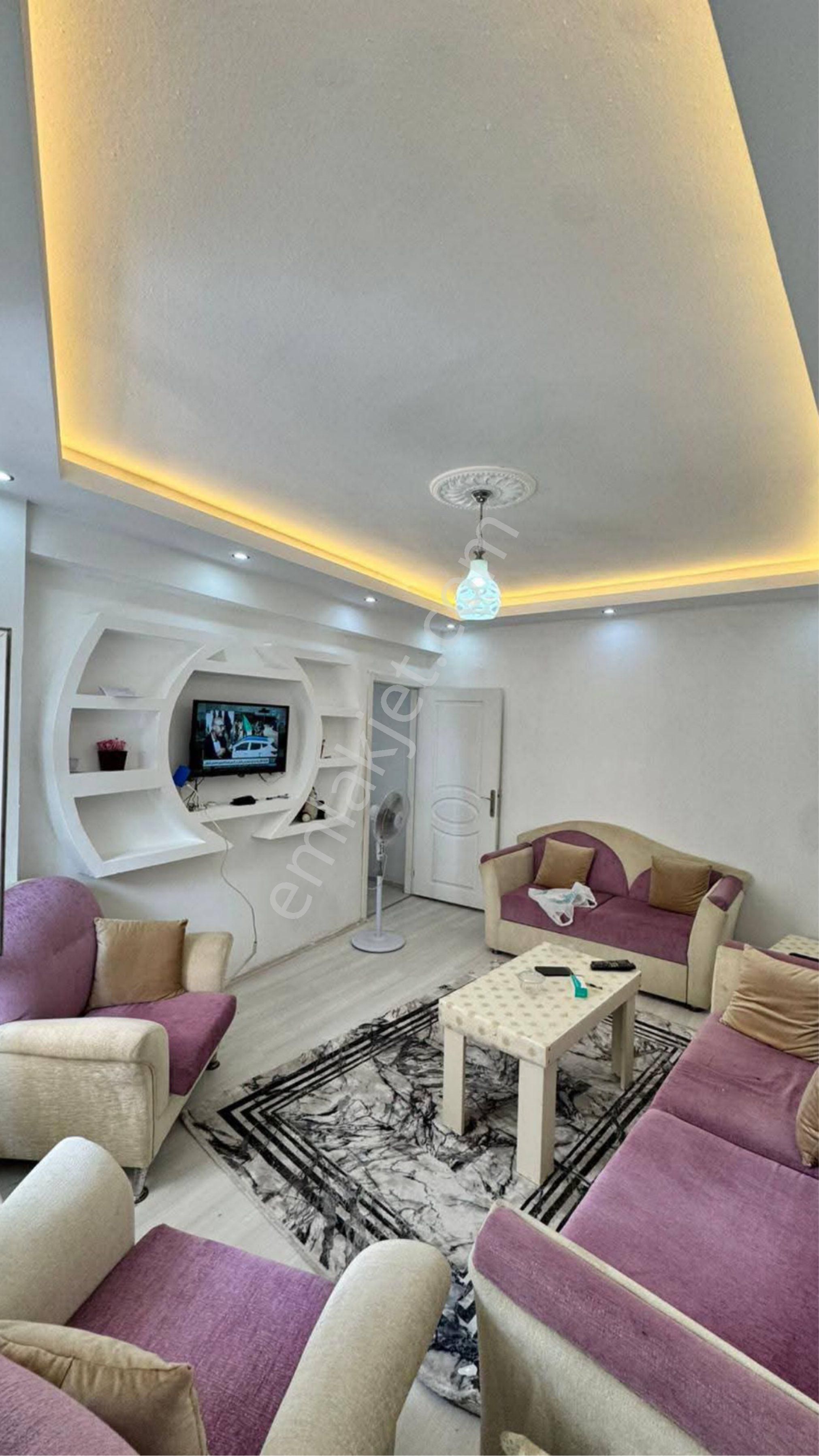 Rasathane Mahallesinde İci Yapılı Temiz Daire