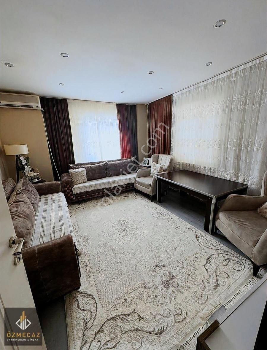 Özmecaz'dan İstiklal Mahallesi 2+1 90m2 Fırsat Daire