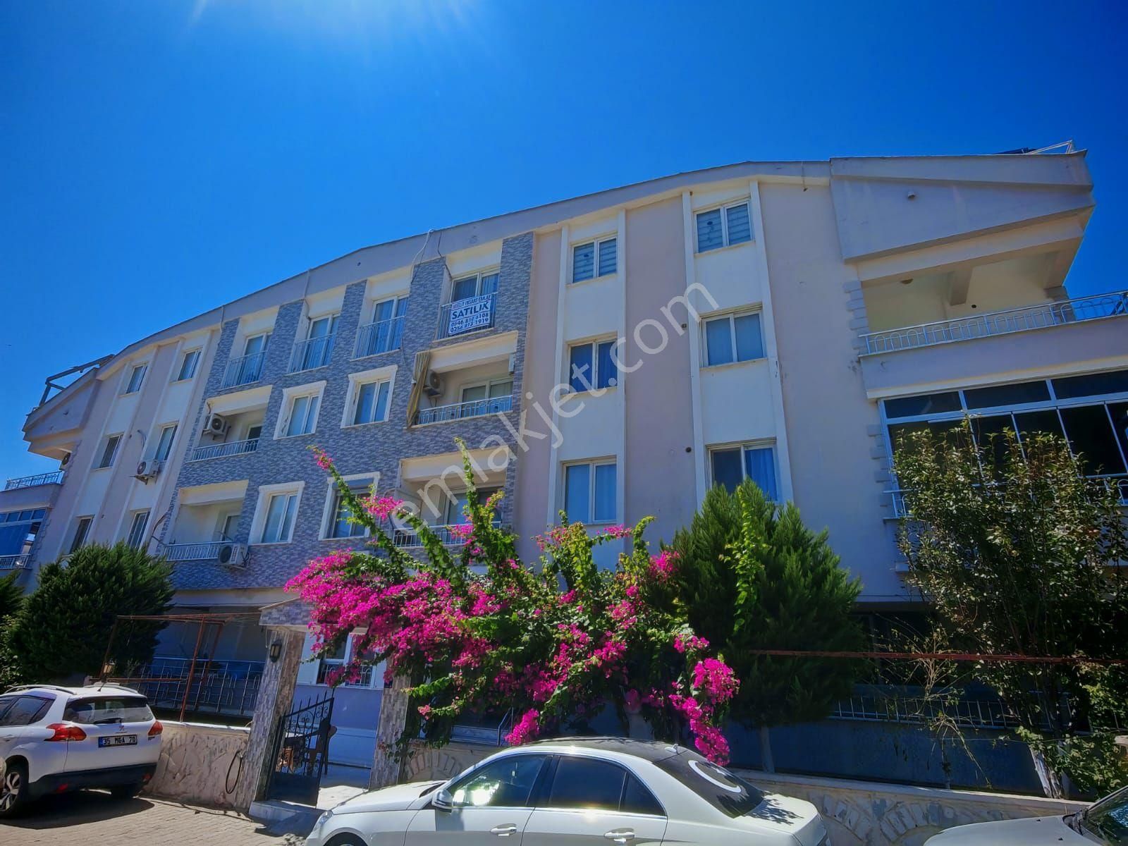 Yeni Mahallede Geniş, Giyinme Odalı,teraslı Şık Dubleks...