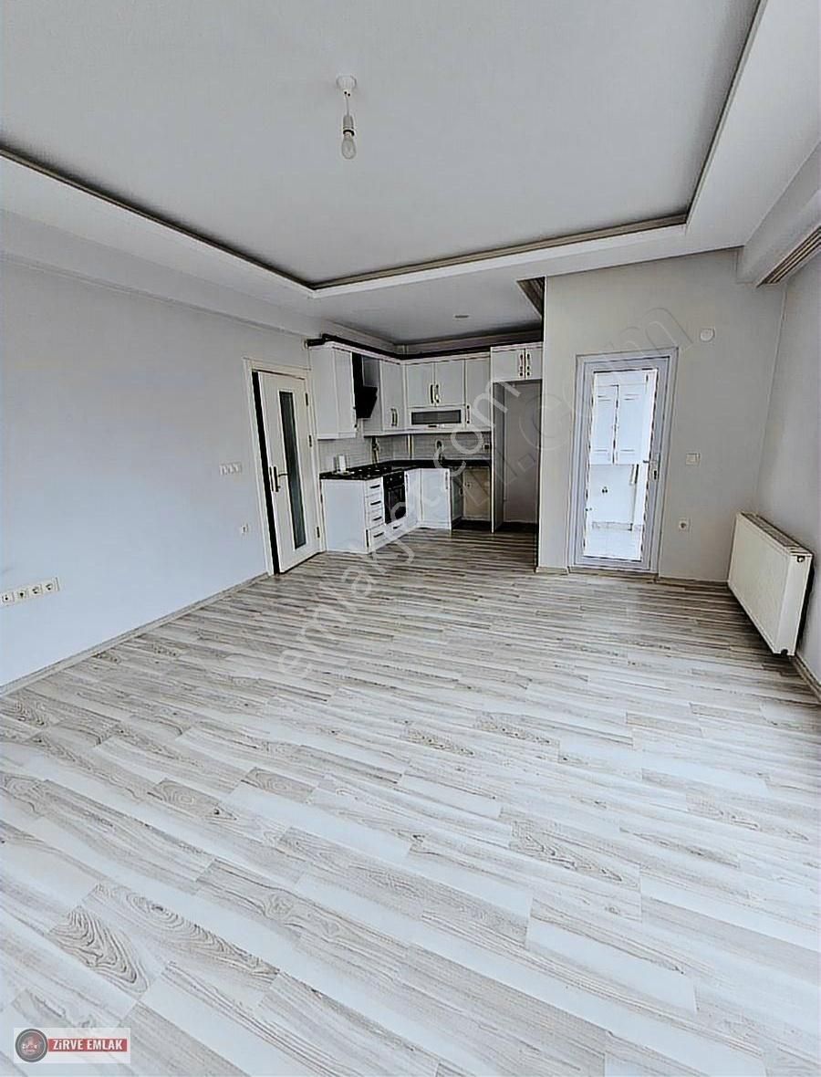 Karşıyaka'da...temiz, Kullanışlı...2+1..