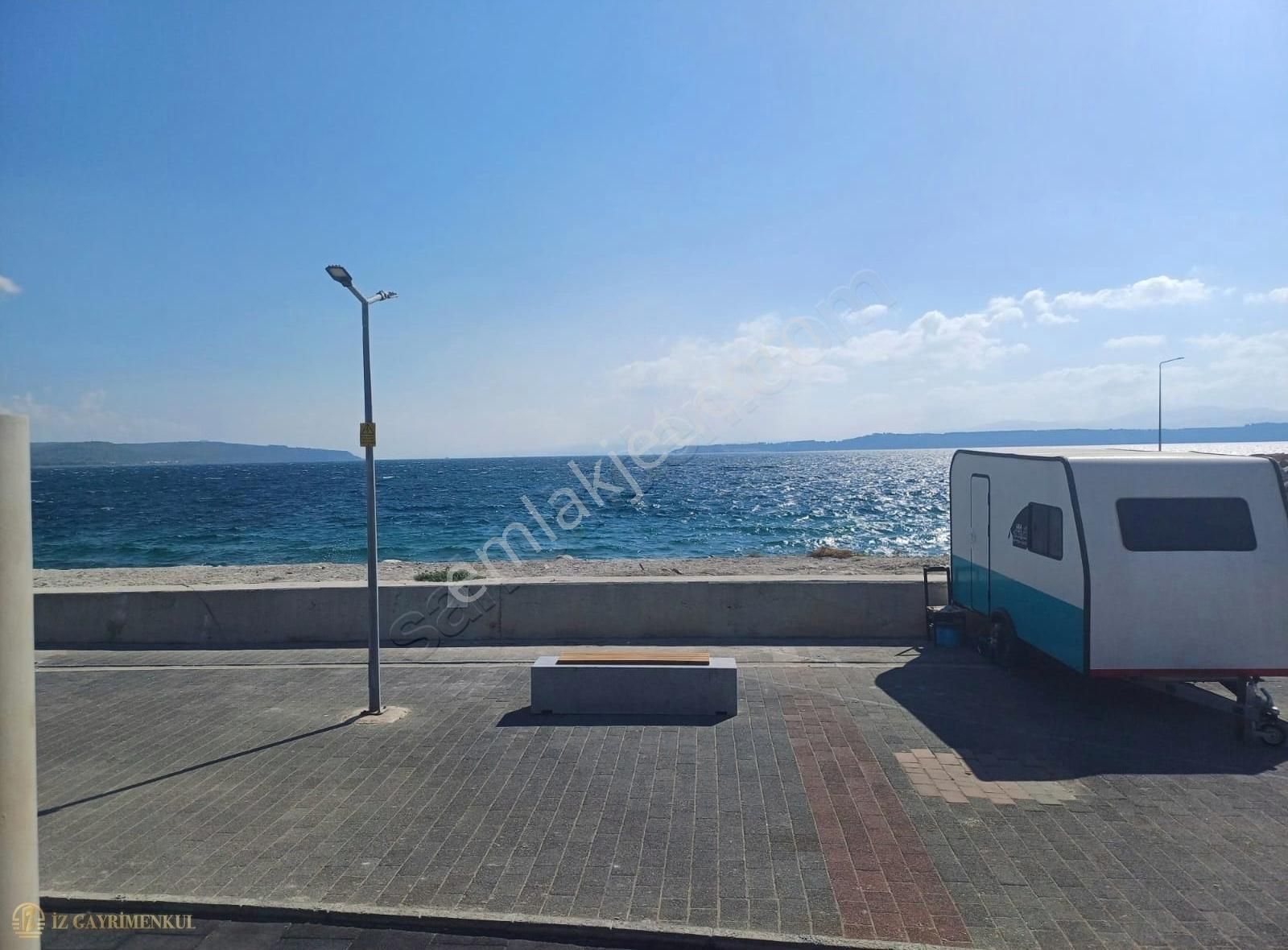 Çanakkale Ecebat Kemalpaşada Satılık Avlulu Kargır Ev
