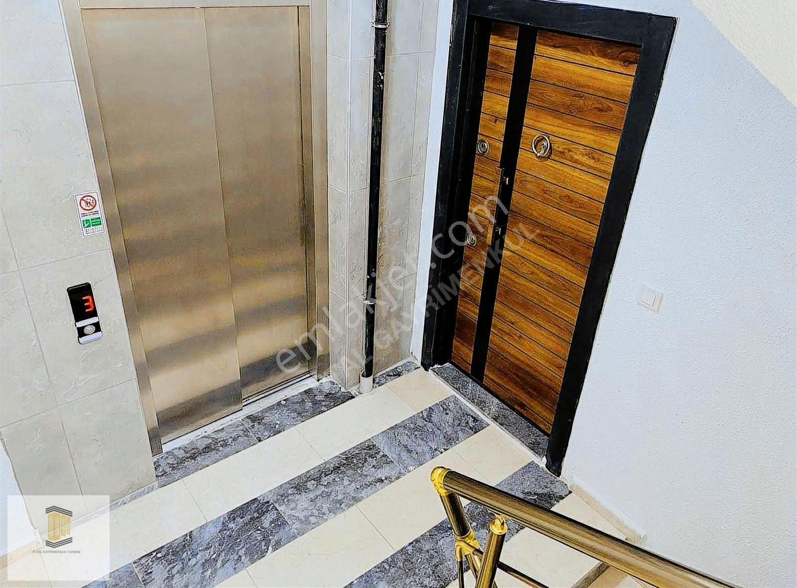 Hadımköyde Kiralık 3+ 2 Sıfır Dubleks Merkezi Konumda !