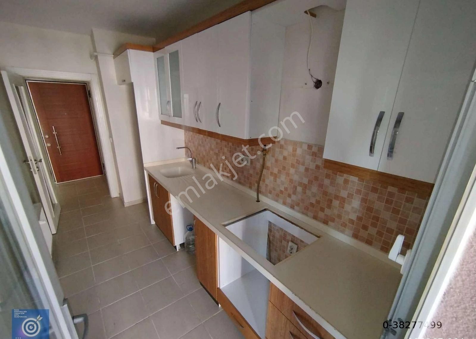 Sezgin Aslan'dan Çay Toki'de Kiralık 2+1 Daire Depozit Yok
