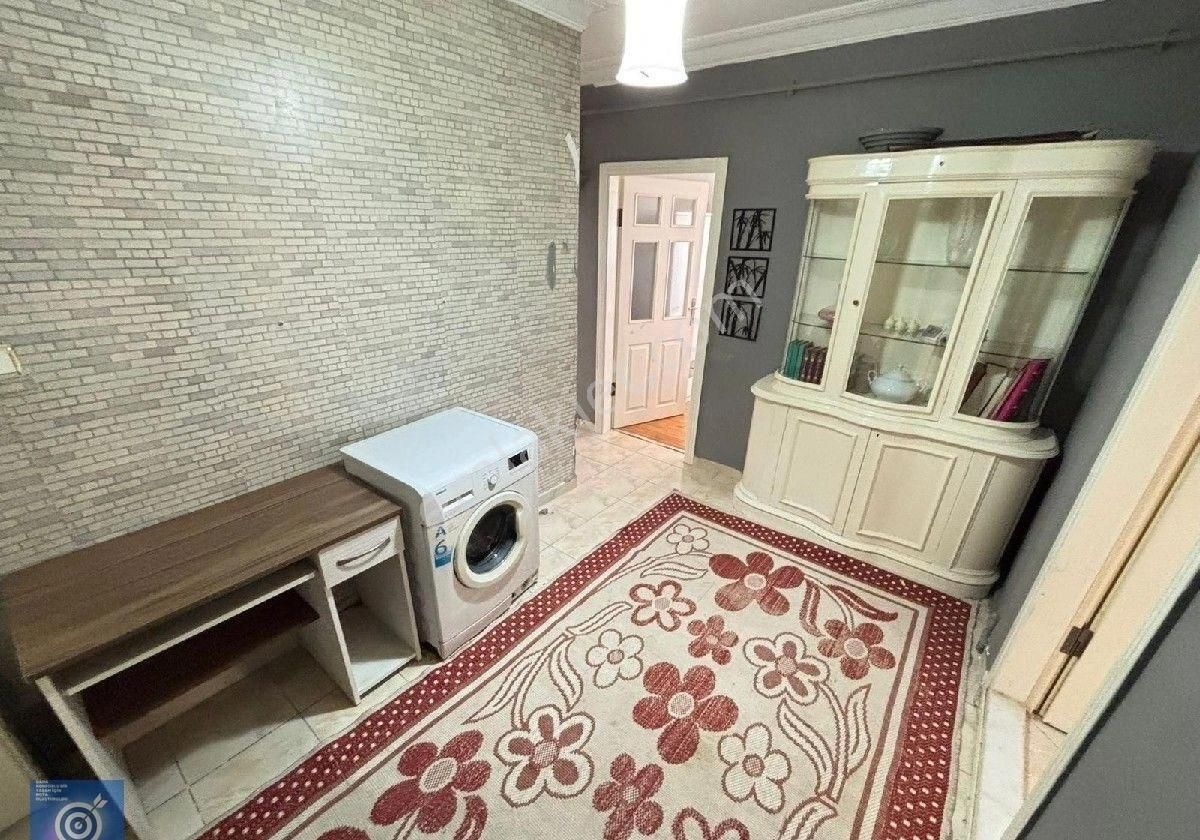 Sezgin Aslan'dan İlkadım Adalet Mah Eşyalı 3+1 Satılık Daire