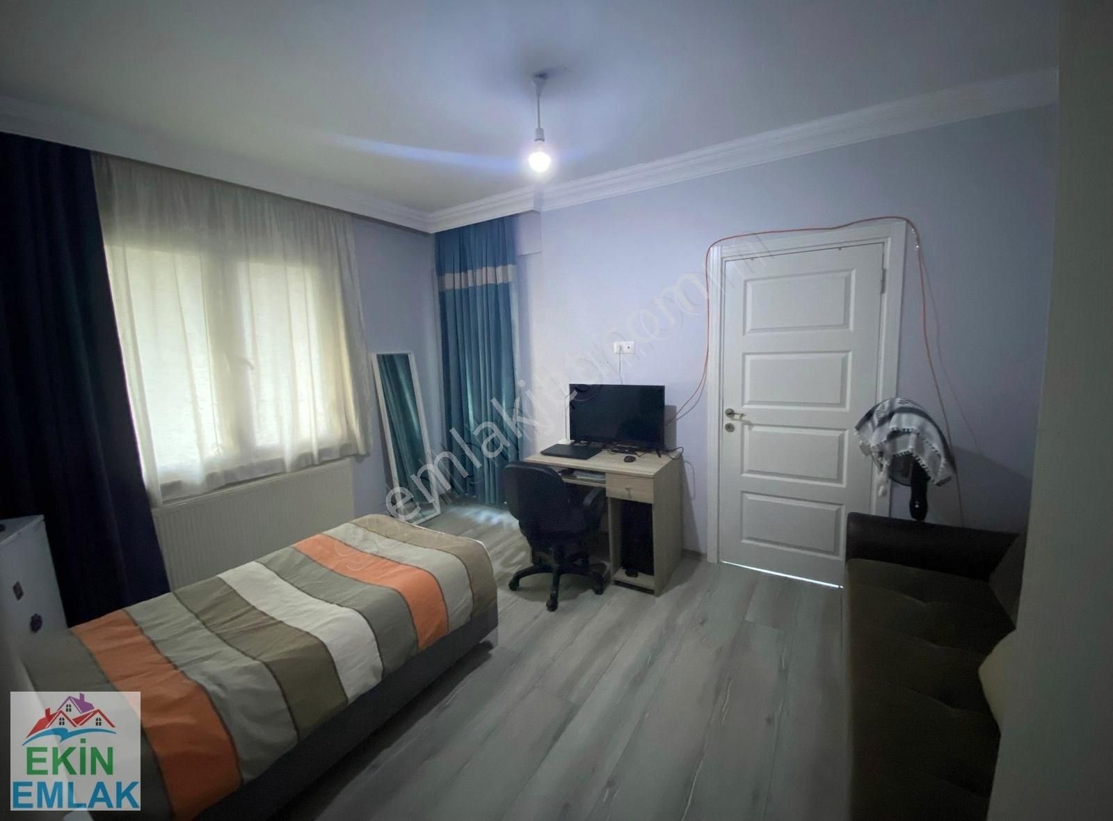 Beykoz Kavacık Mutlusokak Da 140 M2 Ögrenciye Bekara Kiralık Da