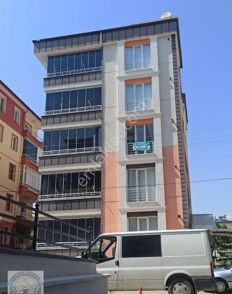 Yuvam Emlaktan Mahzen Mah Kozlar Sokakta 160 M2 Kiralık 3+1 Daire