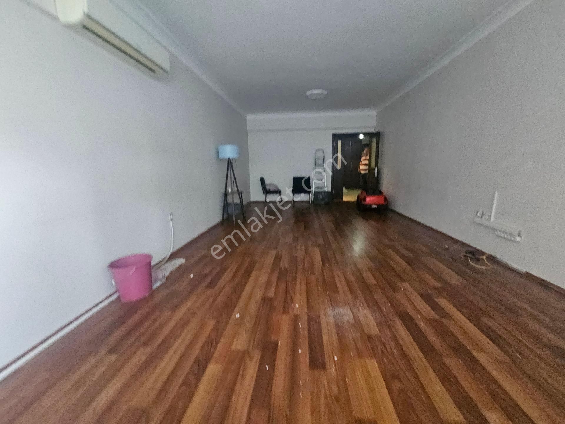 Cumhuriyet Mahallesi. 3+1 Çok Kullanışlı Daire - Görsel 8