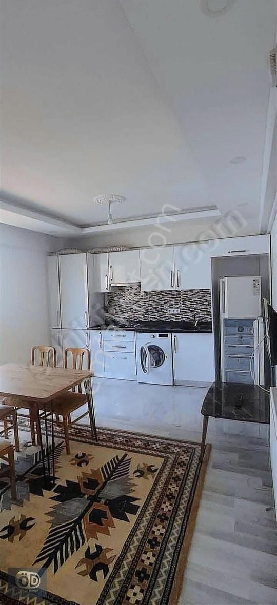 Özgür Denizli"den Yeni Mah.ptt Cad.eşyalı Kiralık 1+1 Daire